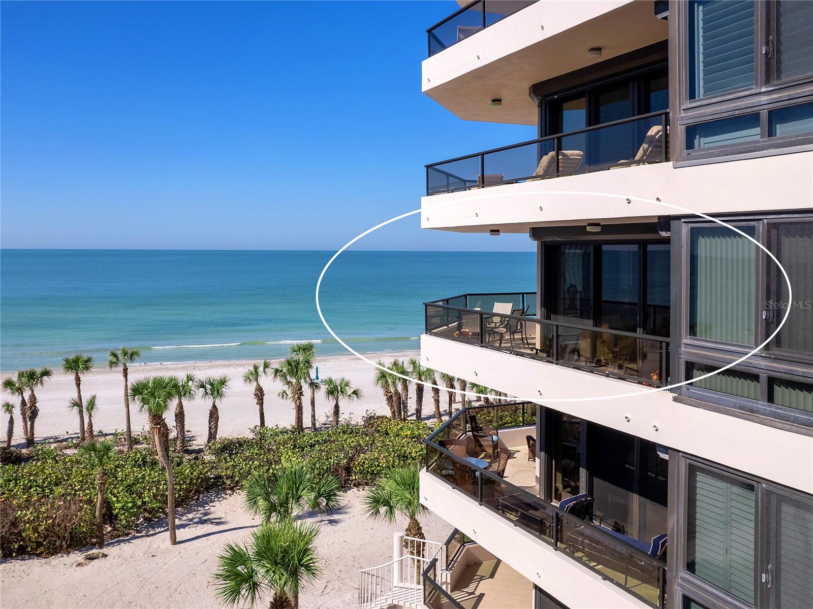 575 SANCTUARY DR #A304