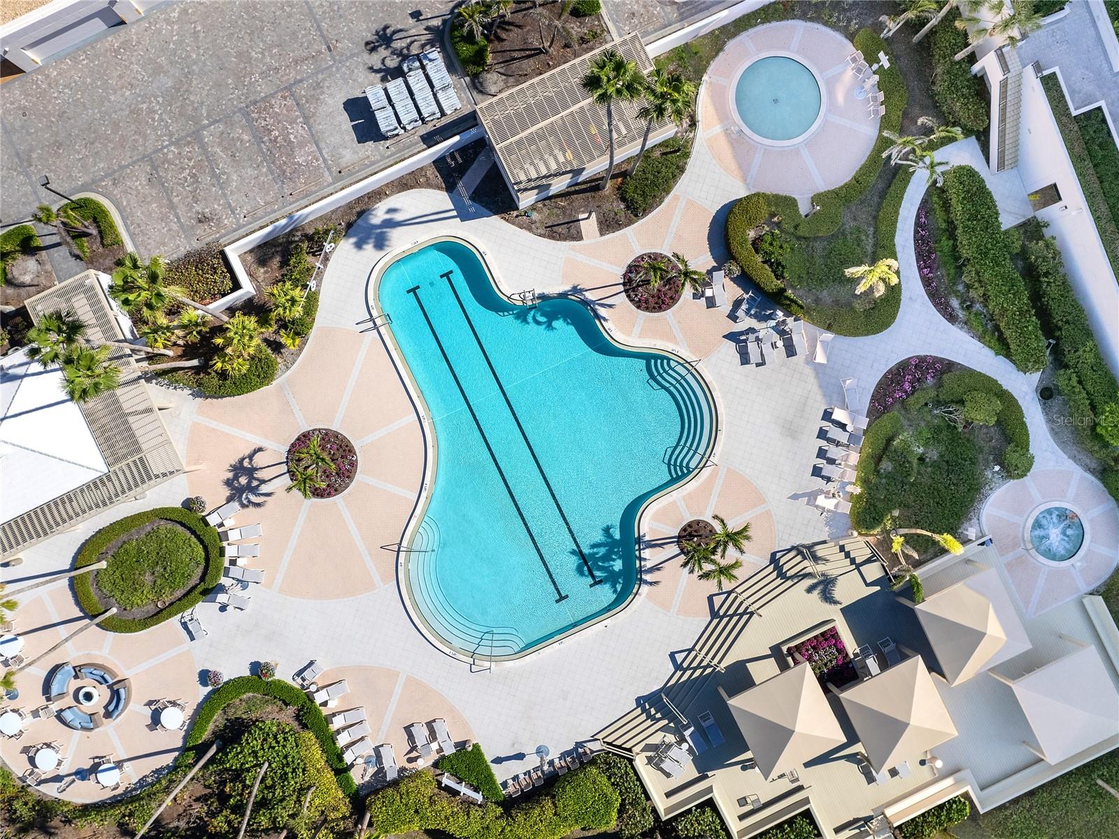 575 SANCTUARY DR #A304