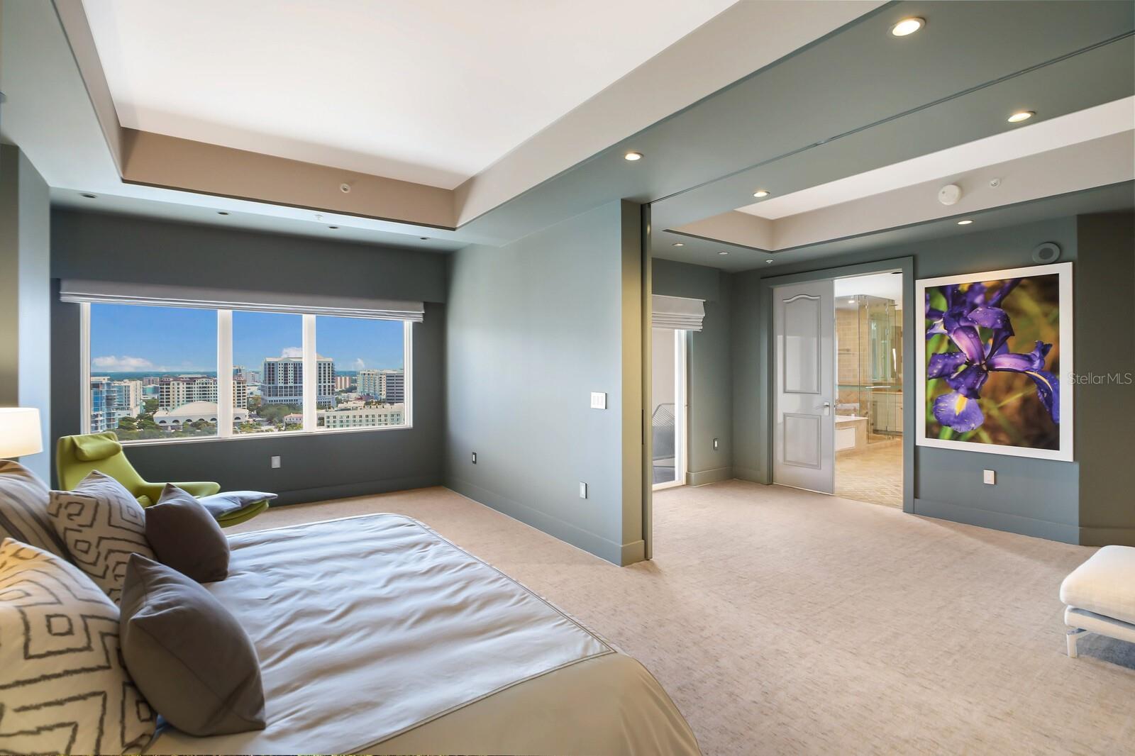 1111 RITZ CARLTON DR #1704