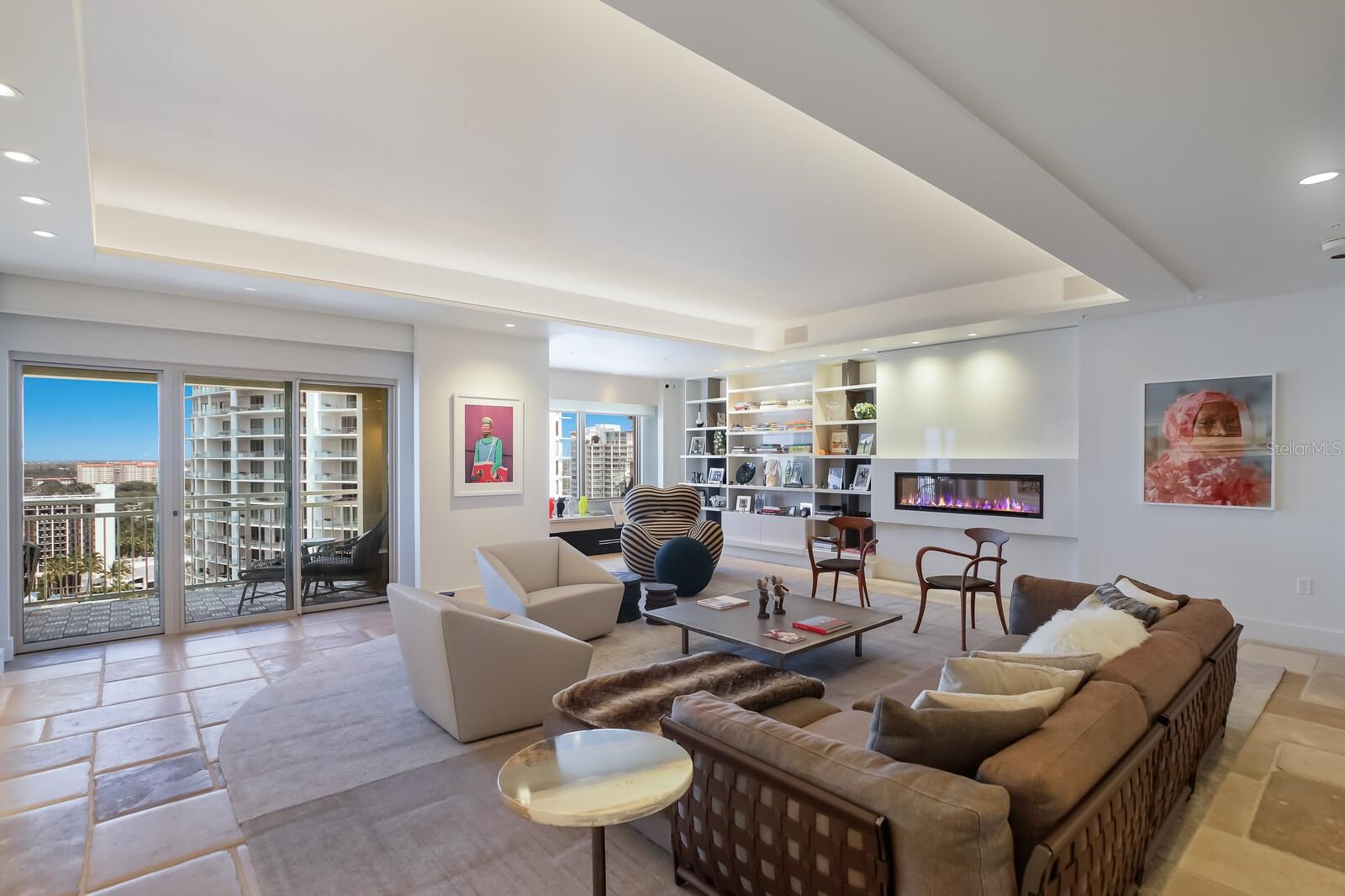 1111 RITZ CARLTON DR #1704