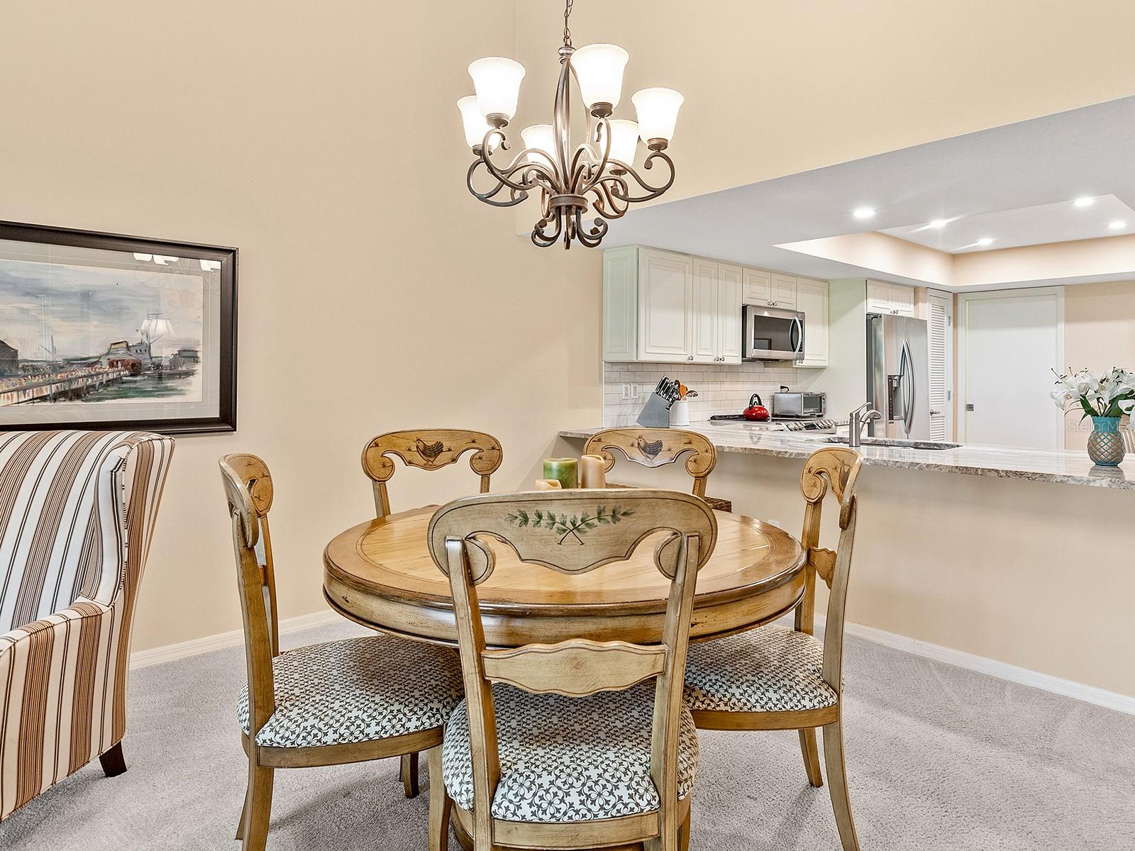 6094 WILSHIRE BLVD #8