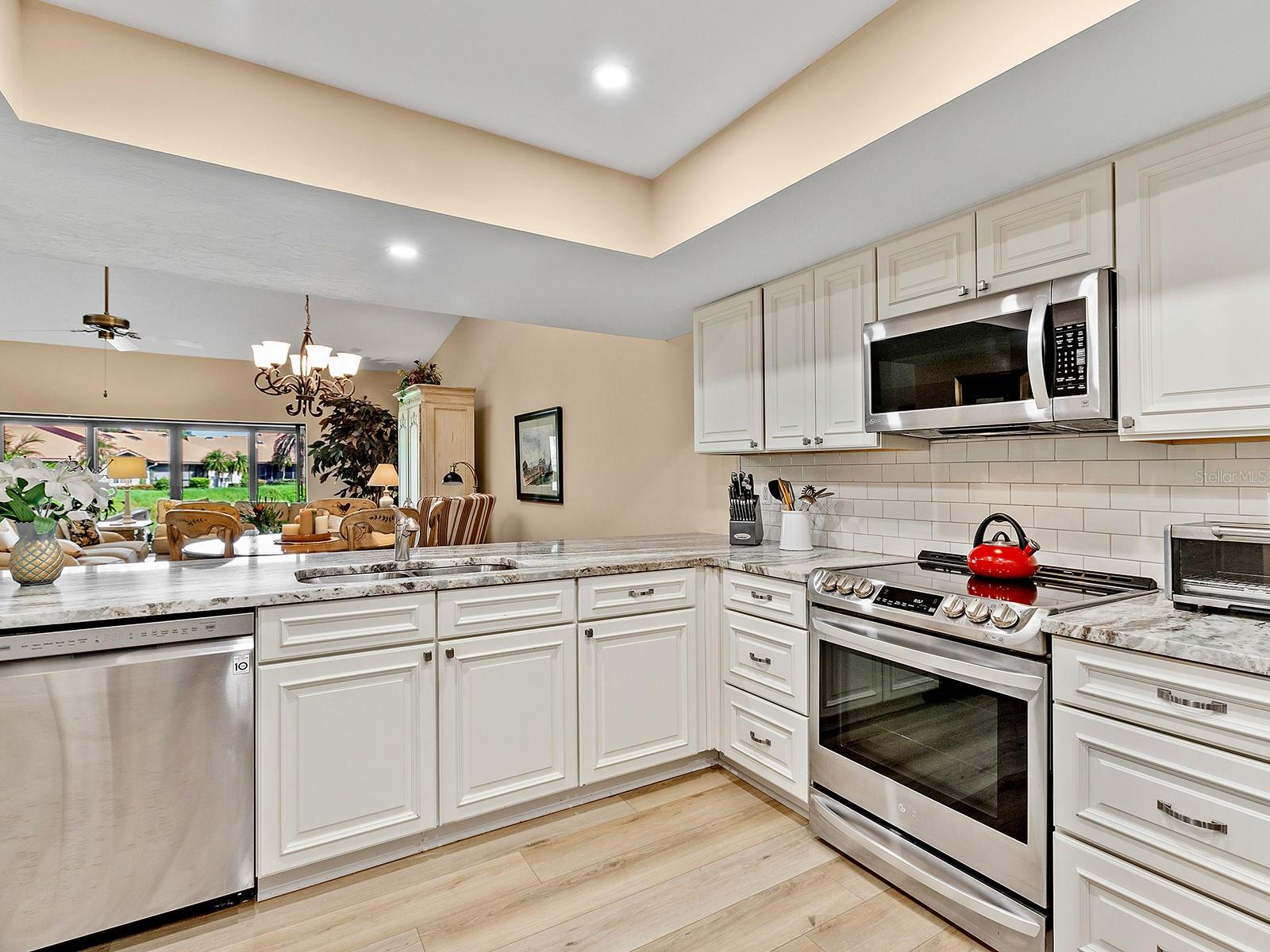 6094 WILSHIRE BLVD #8