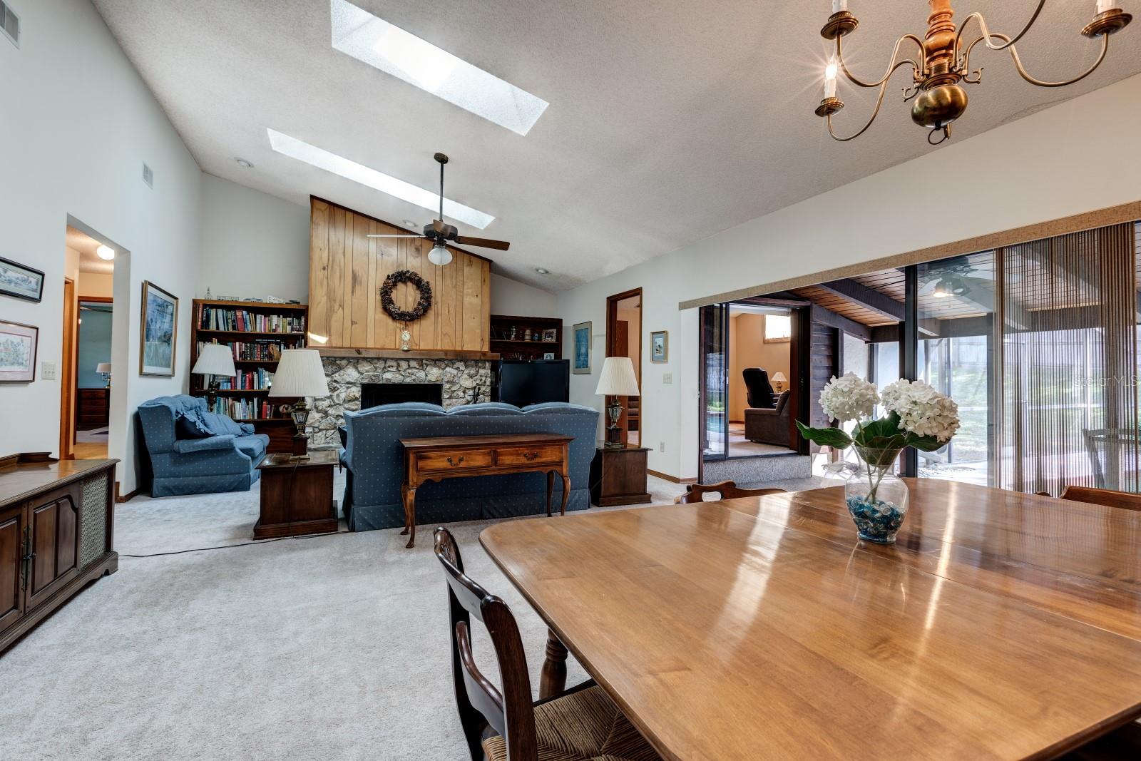 1506 GRACE LAKE CIR