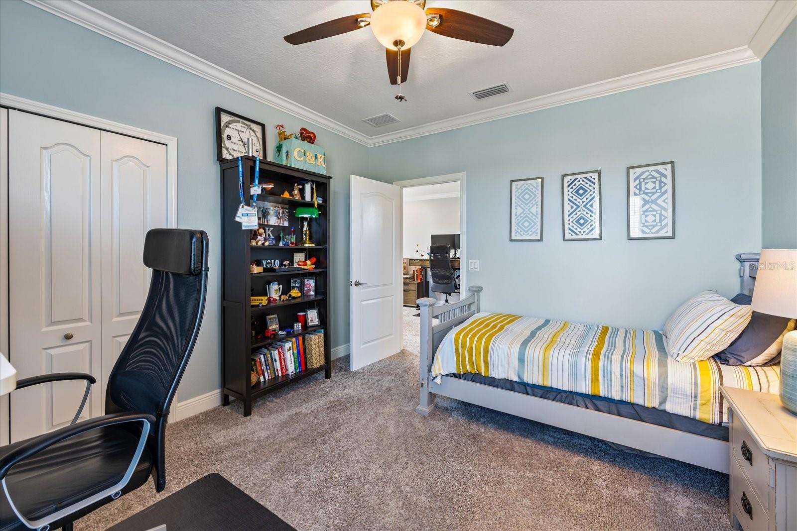 7012 WHITE WILLOW CT