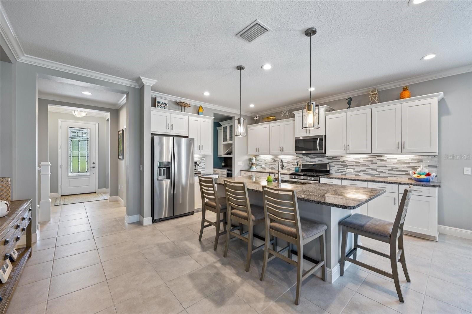 7012 WHITE WILLOW CT