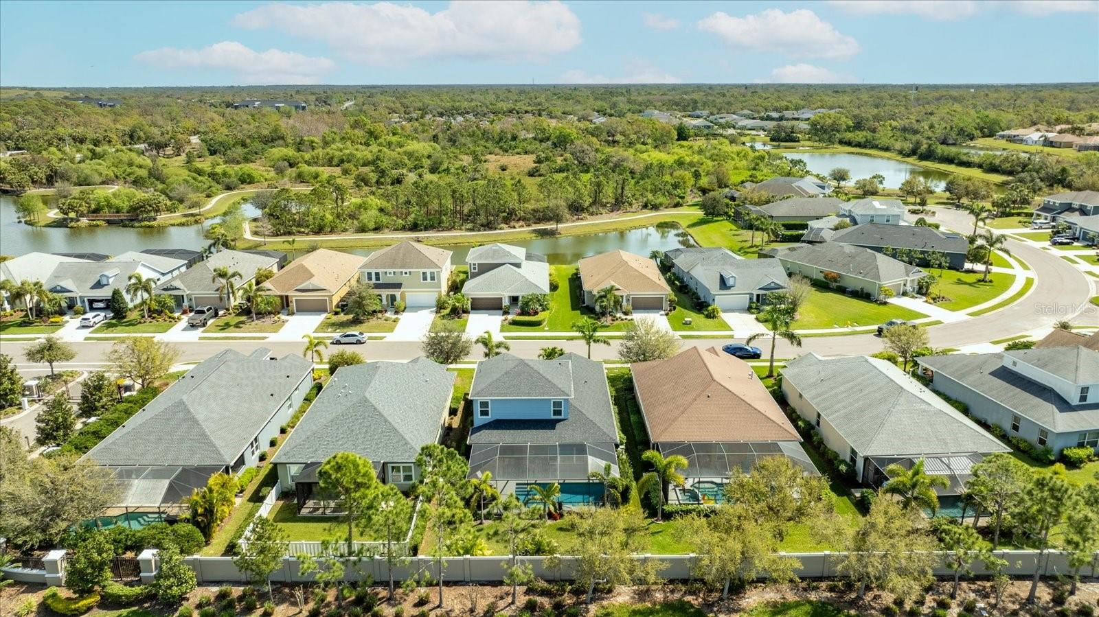 7012 WHITE WILLOW CT