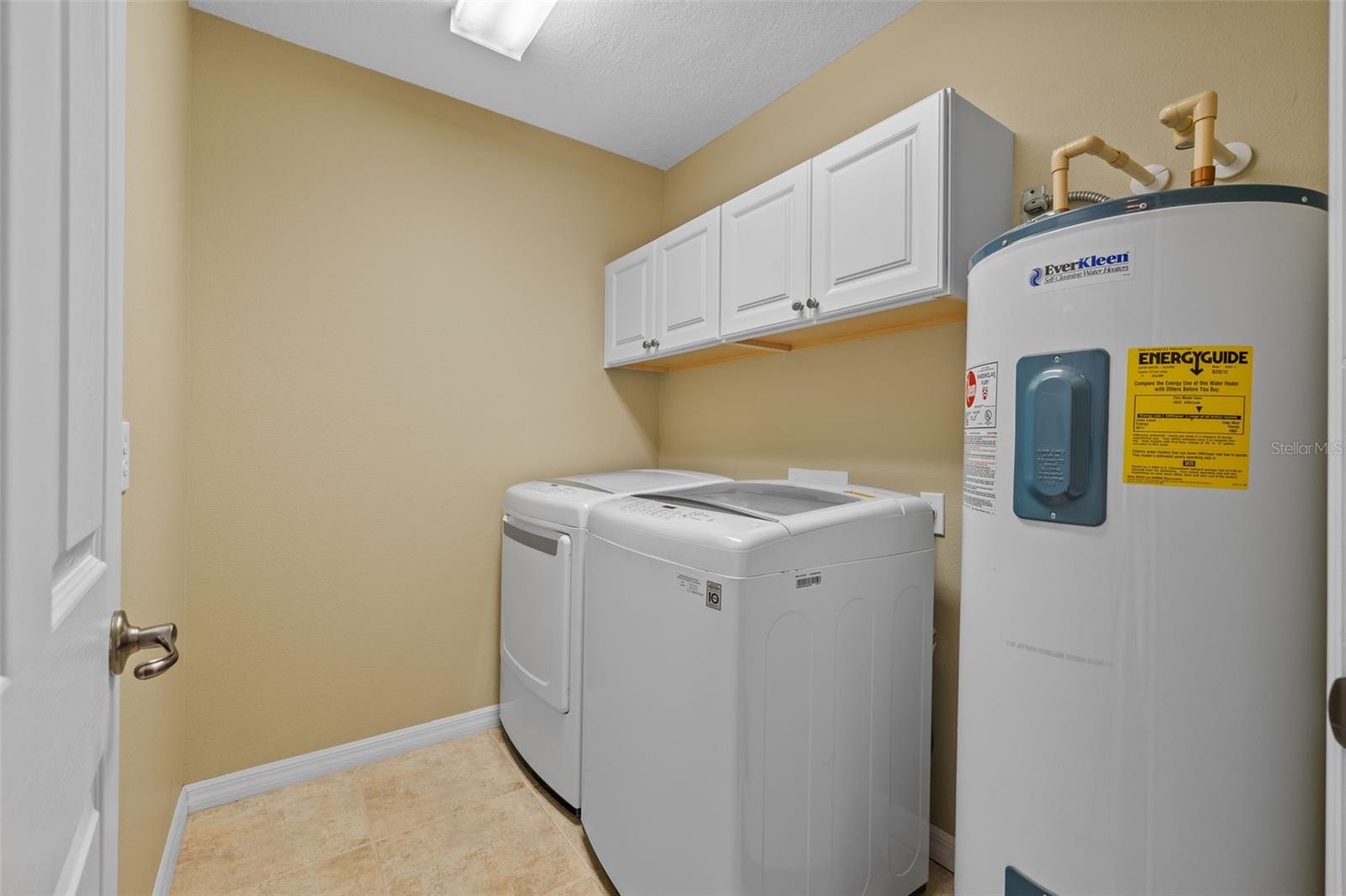 8662 MAJESTIC ELM CT