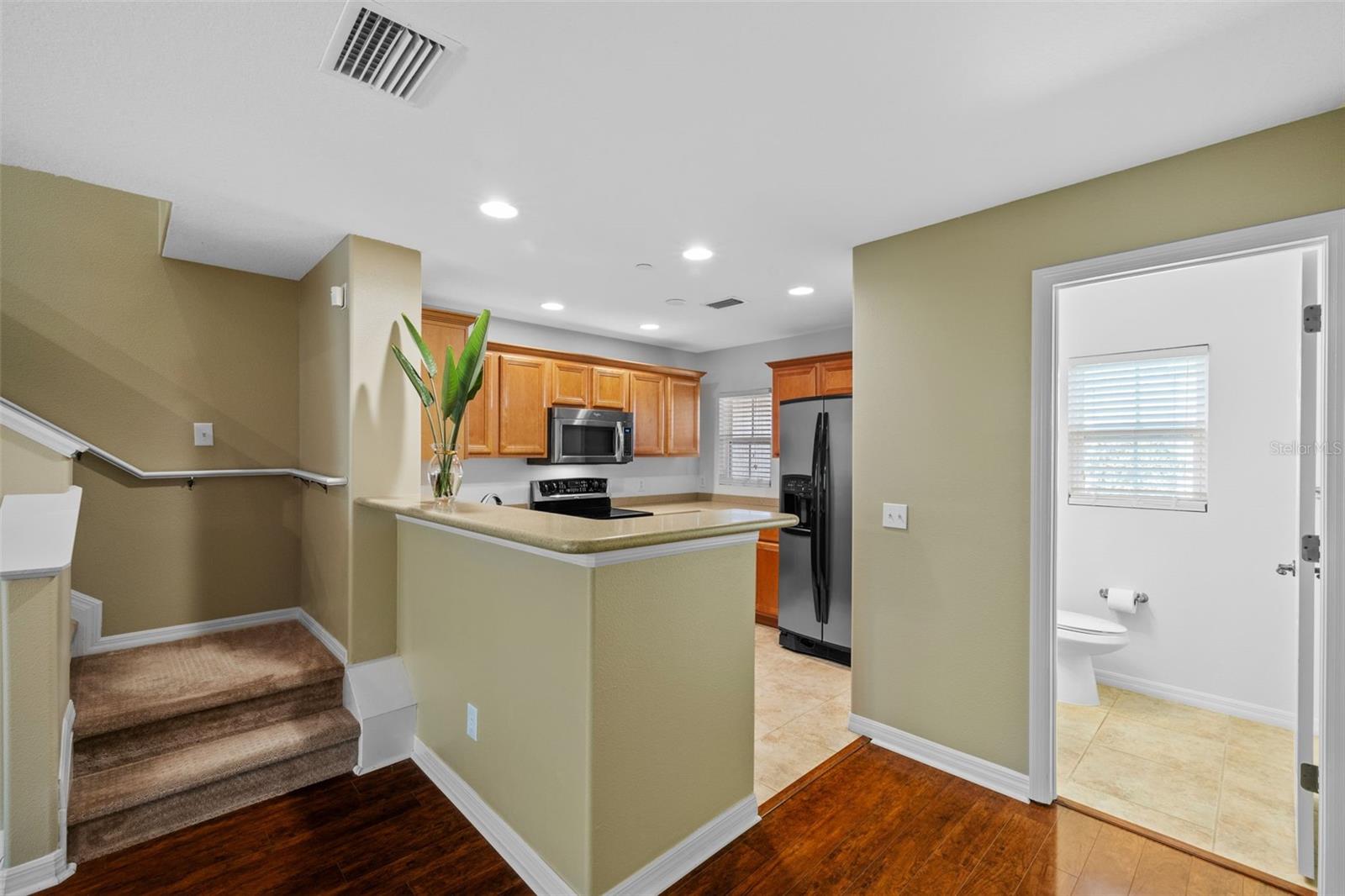 8662 MAJESTIC ELM CT