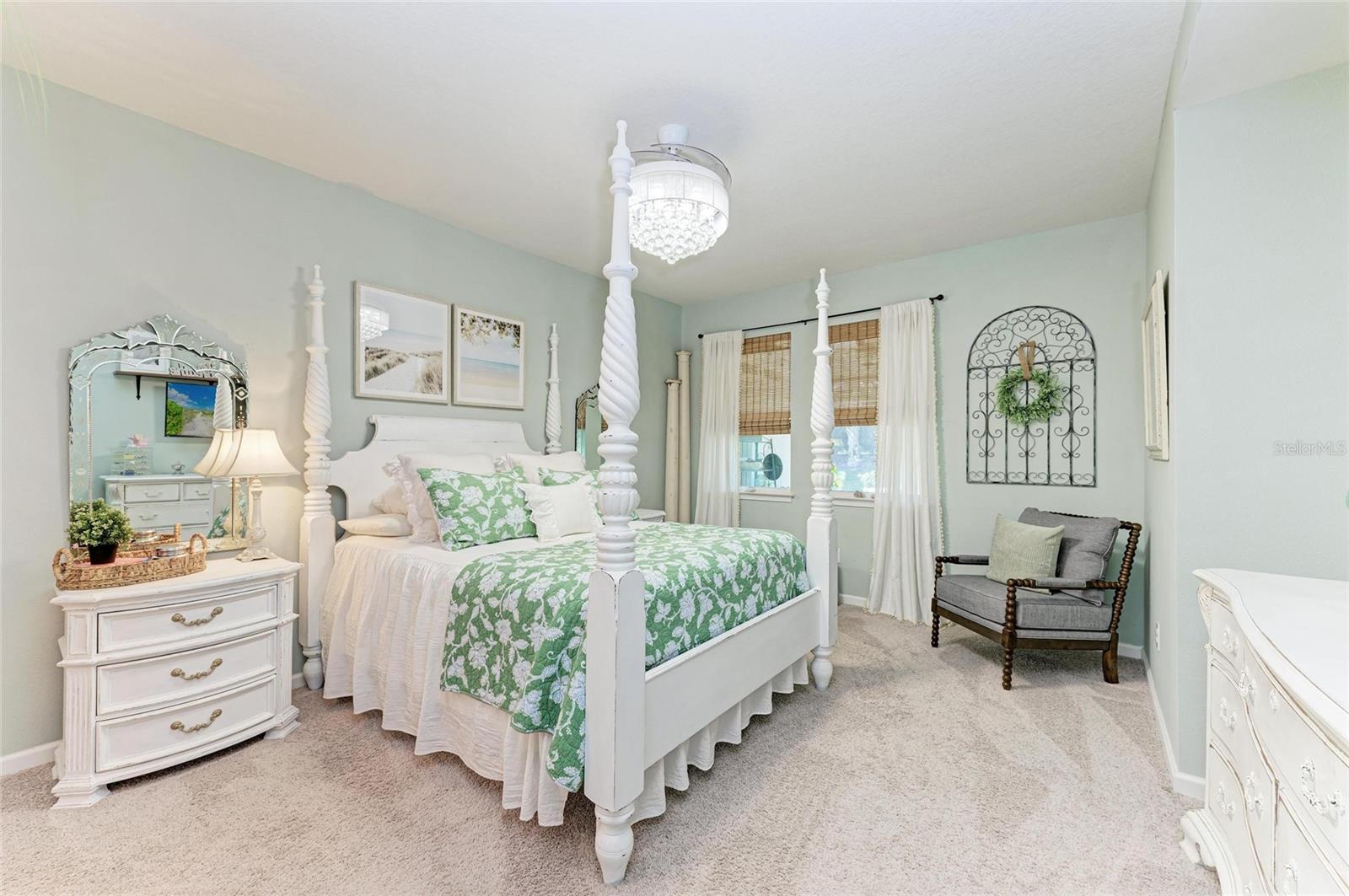 5244 BLOSSOM CV