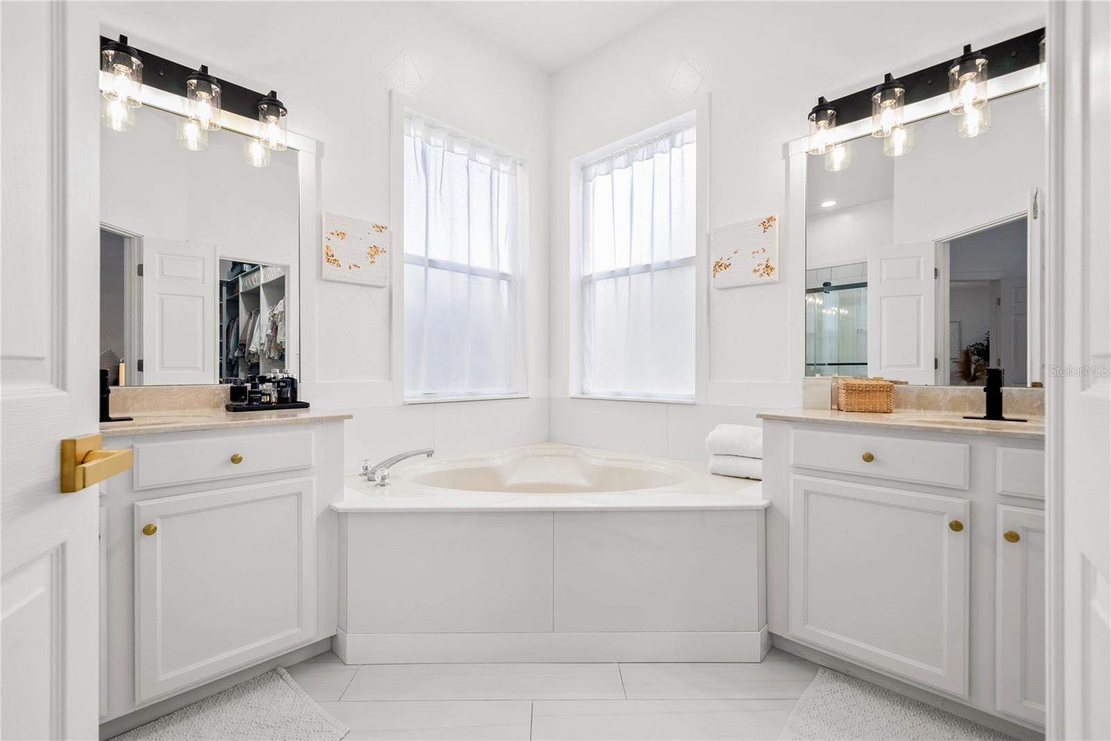 1189 FRASER PINE BLVD