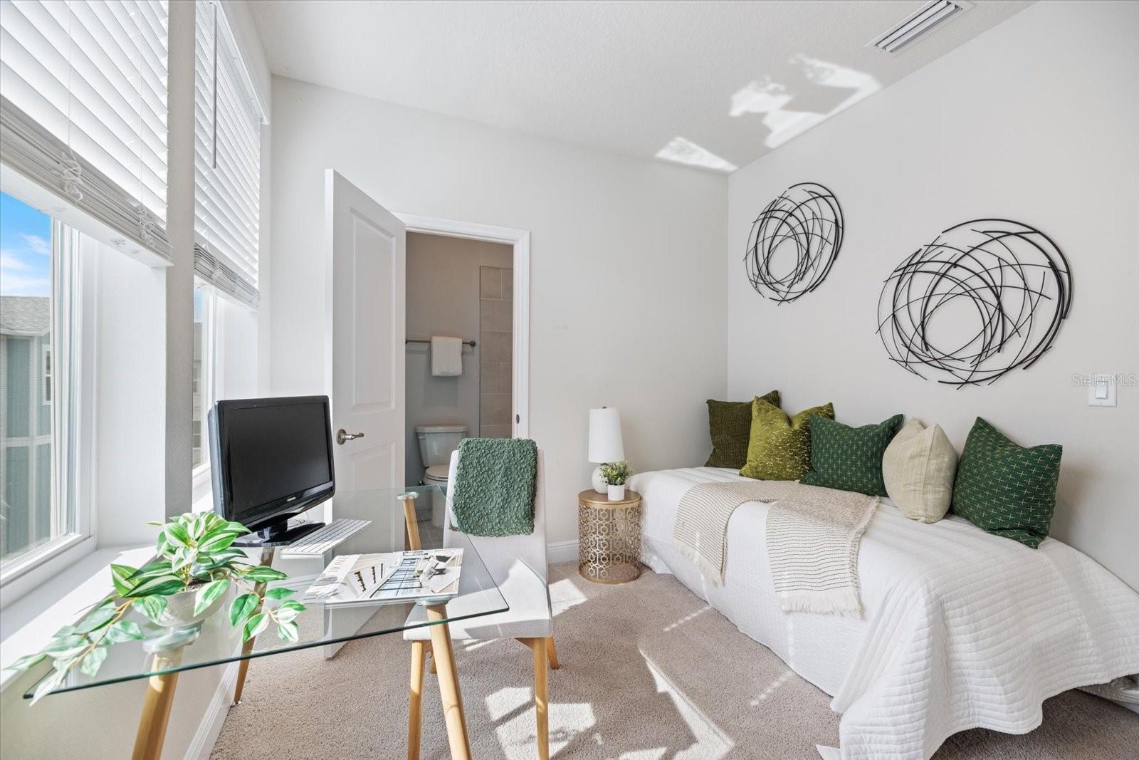 2462 MANGUM CT #2462