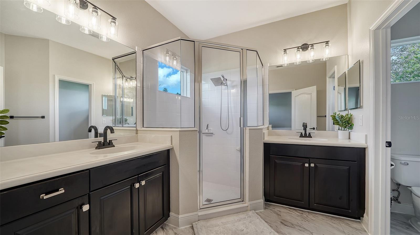 16914 MYRTLE HILL LN