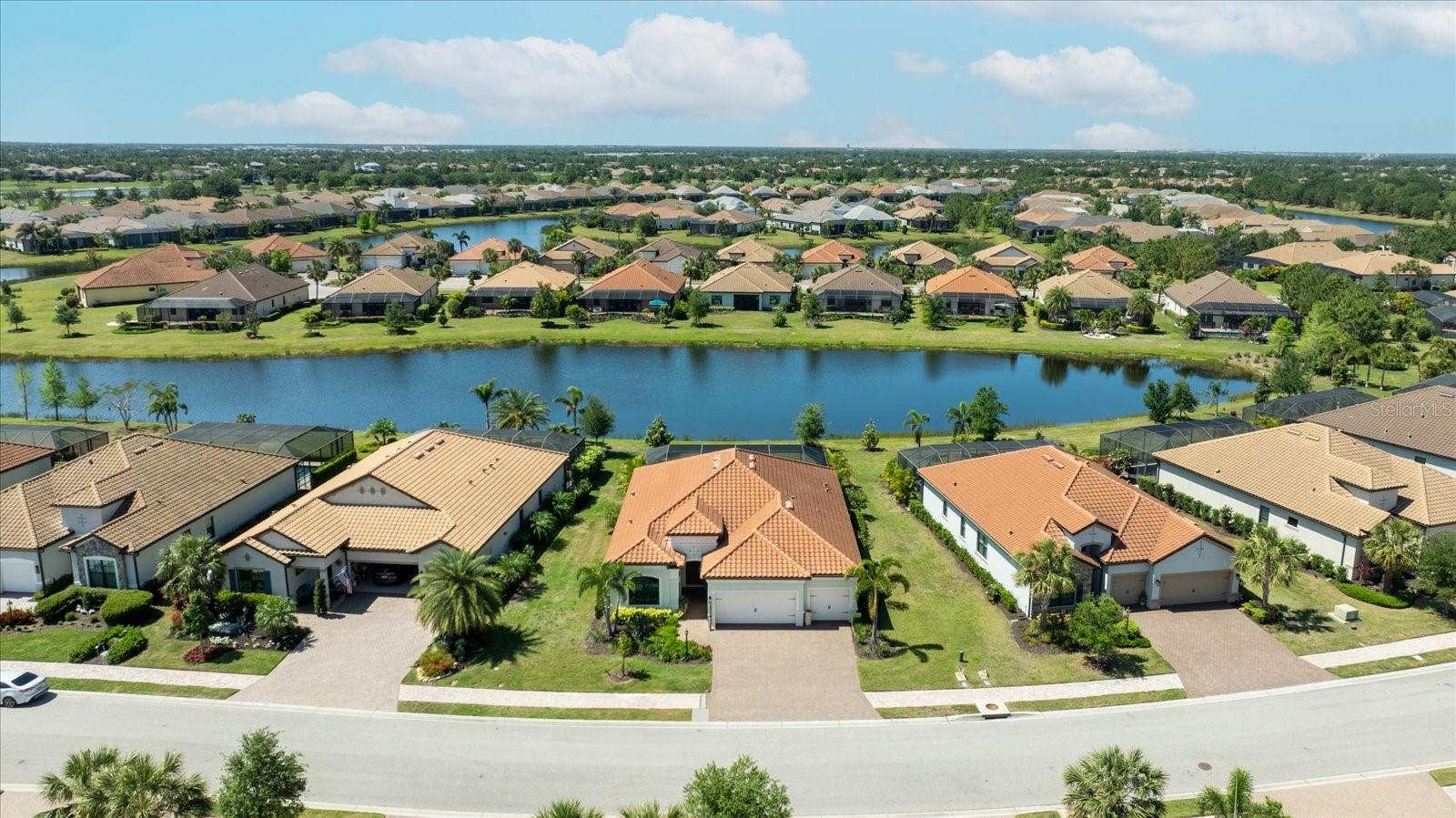 7113 WHITTLEBURY TRL