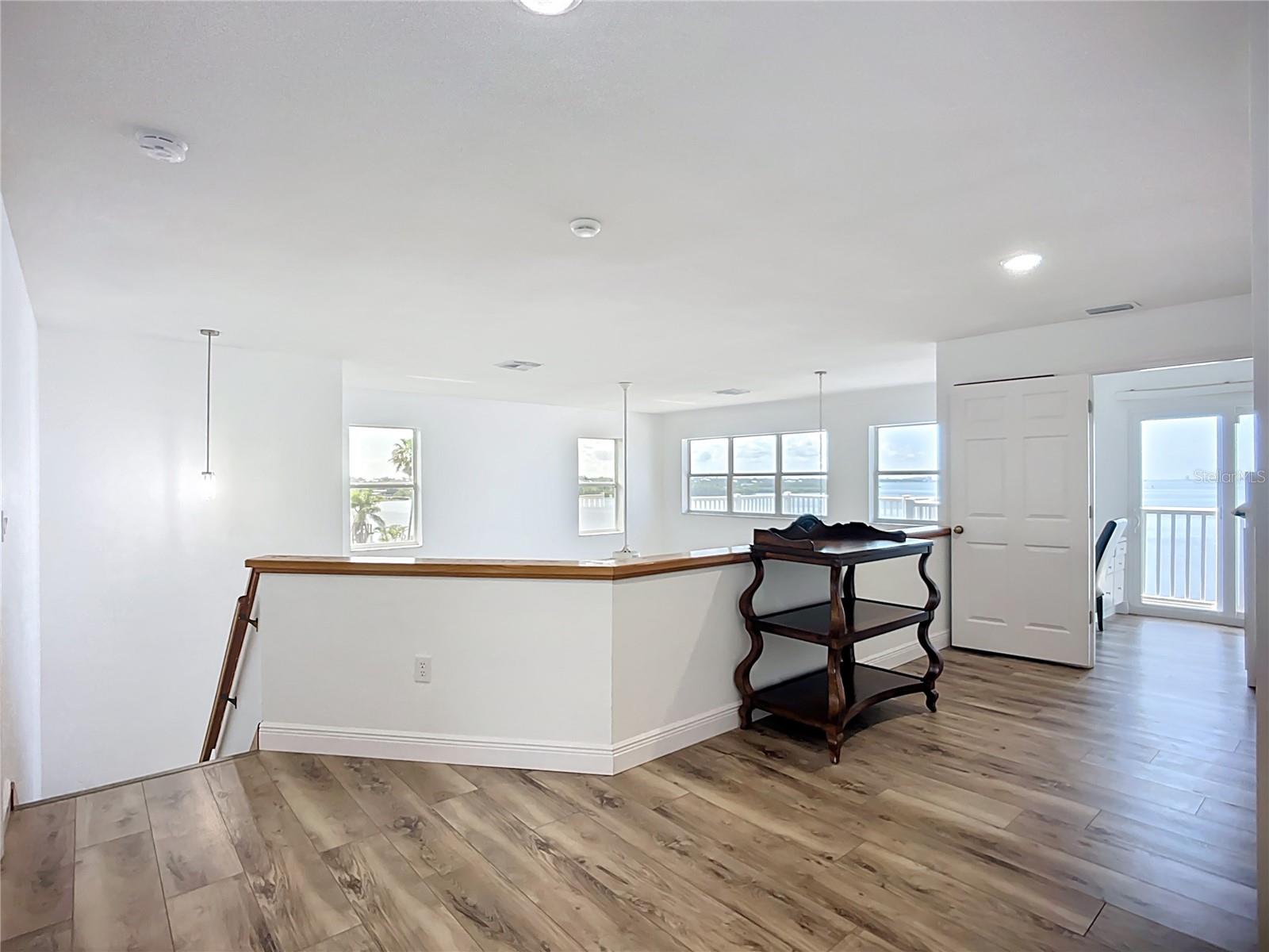 2424 BAY DR #2424/2426