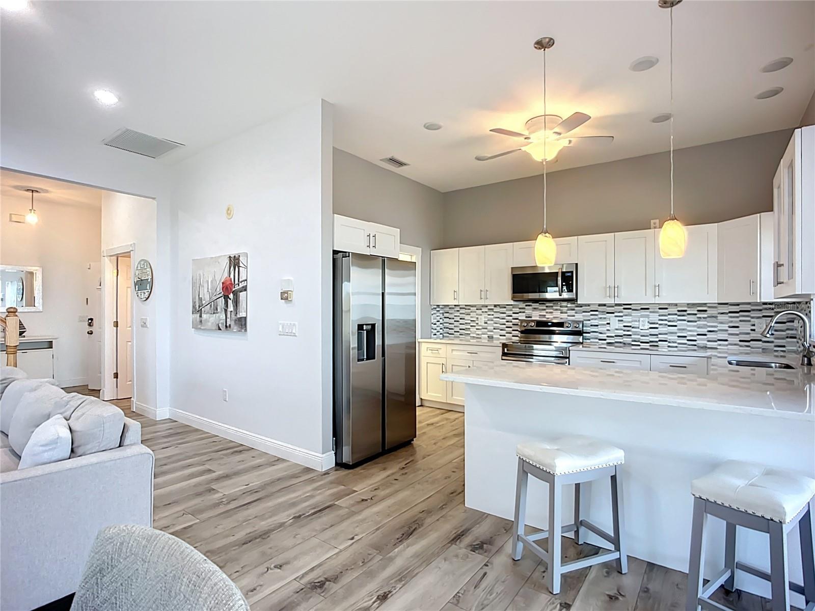 2424 BAY DR #2424/2426