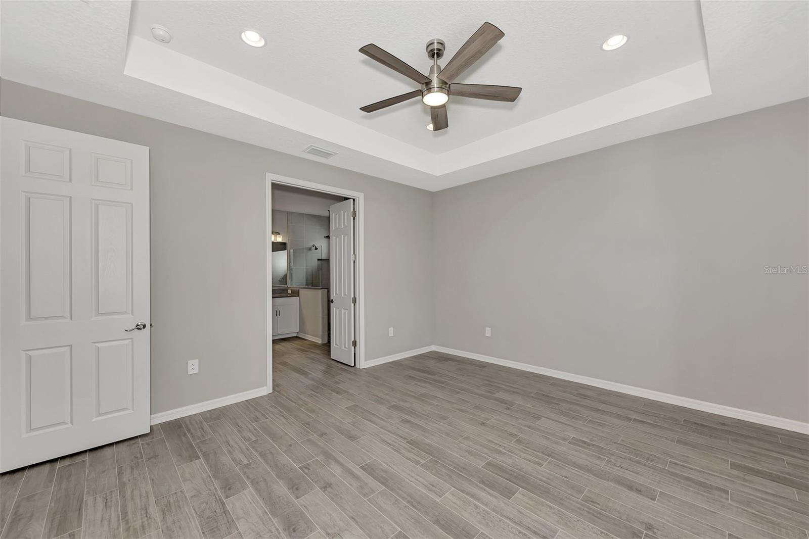 5825 MILLENNIUM SILVER CT