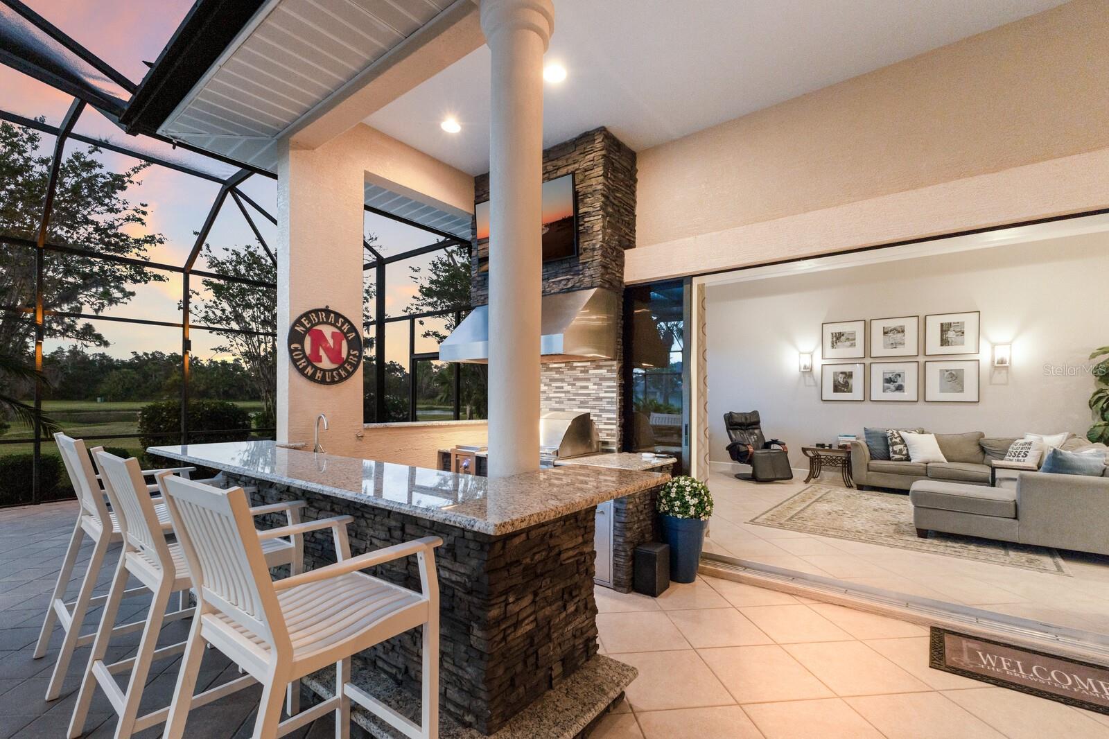 2301 LITTLE COUNTRY RD