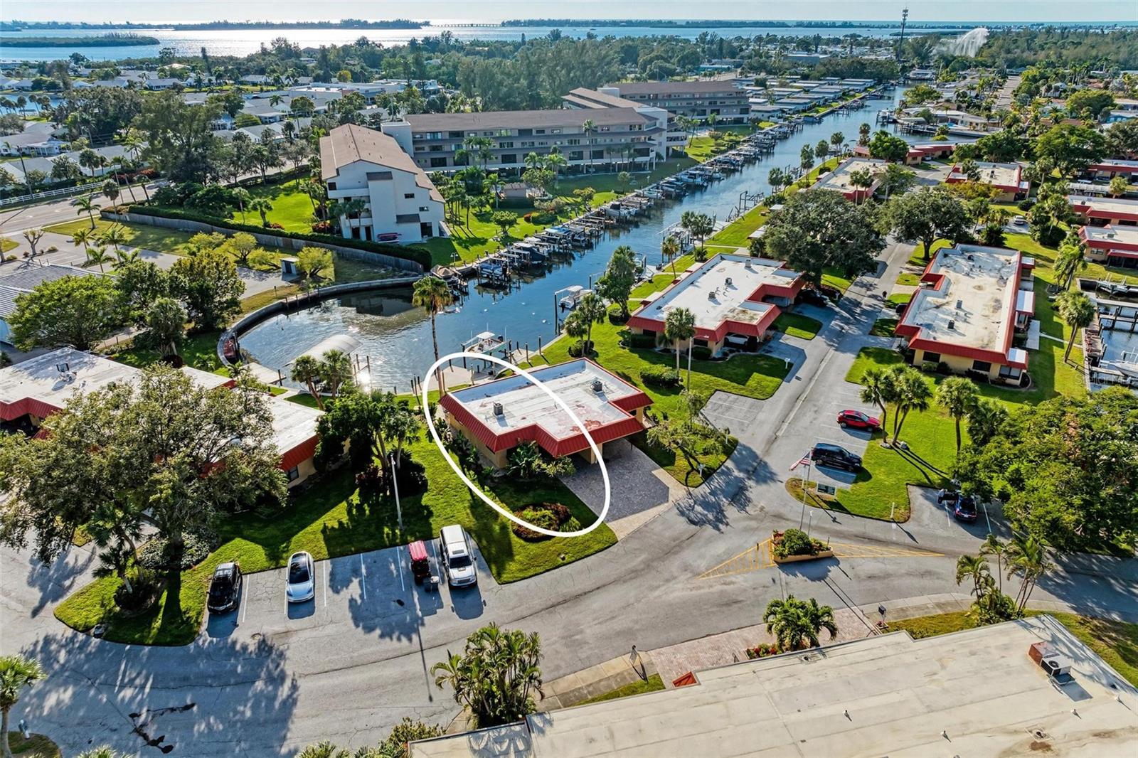 9409 CATALINA DR