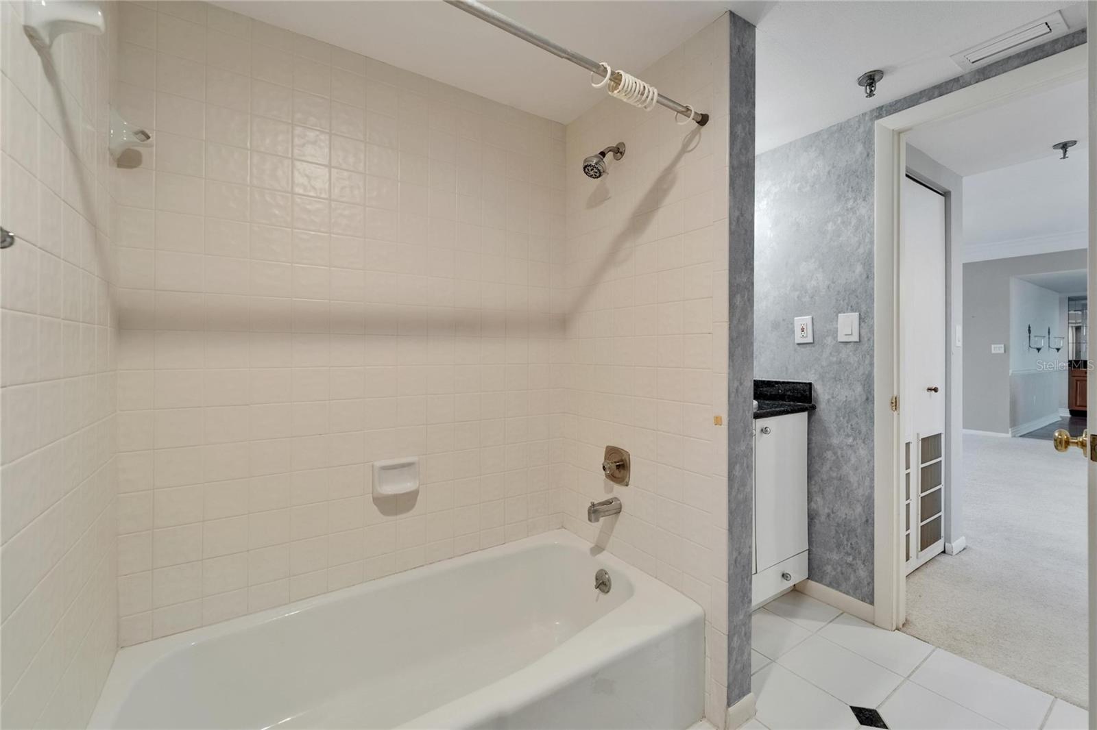 3540 GULF OF MEXICO DR #303