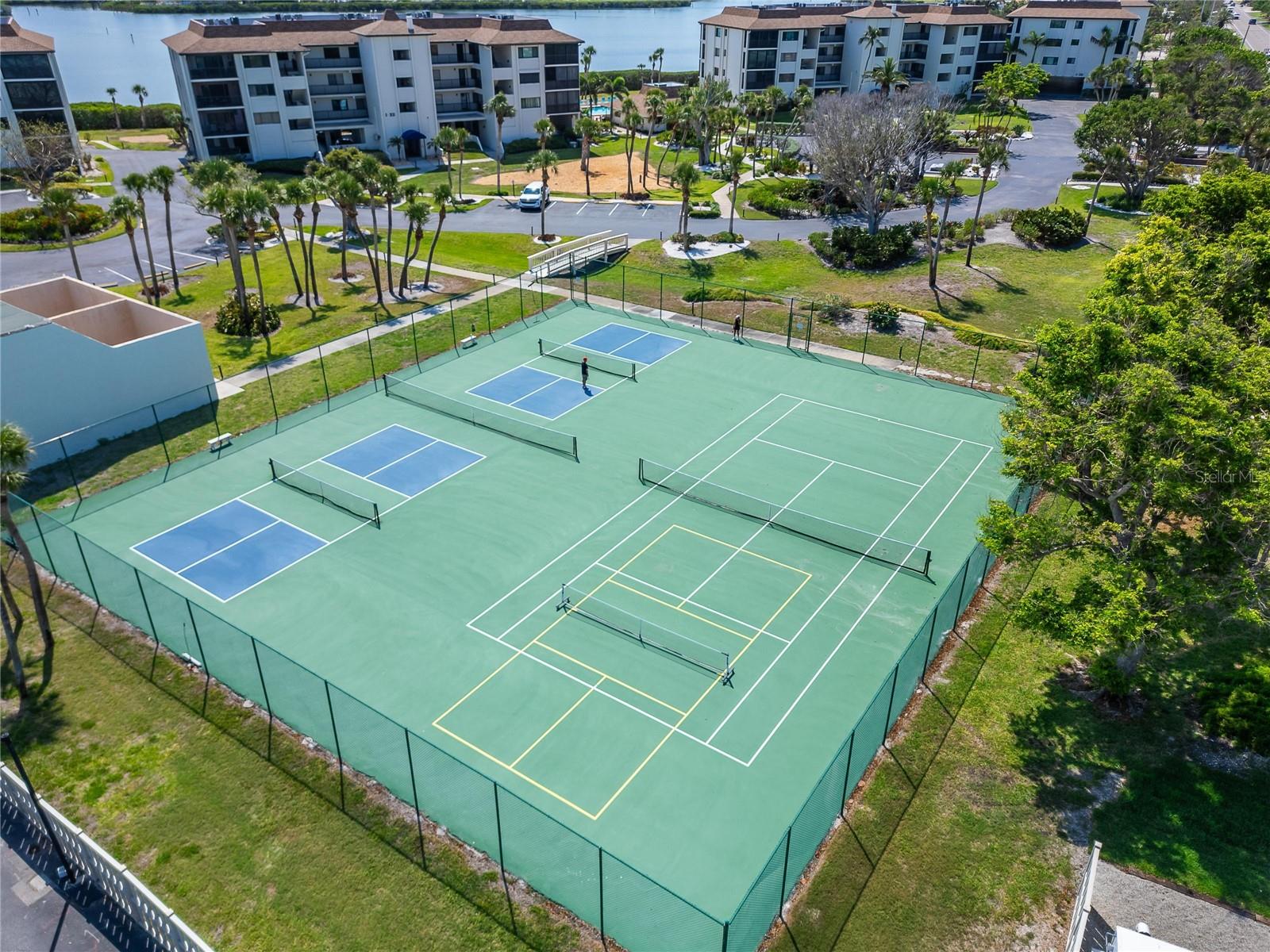 3540 GULF OF MEXICO DR #303