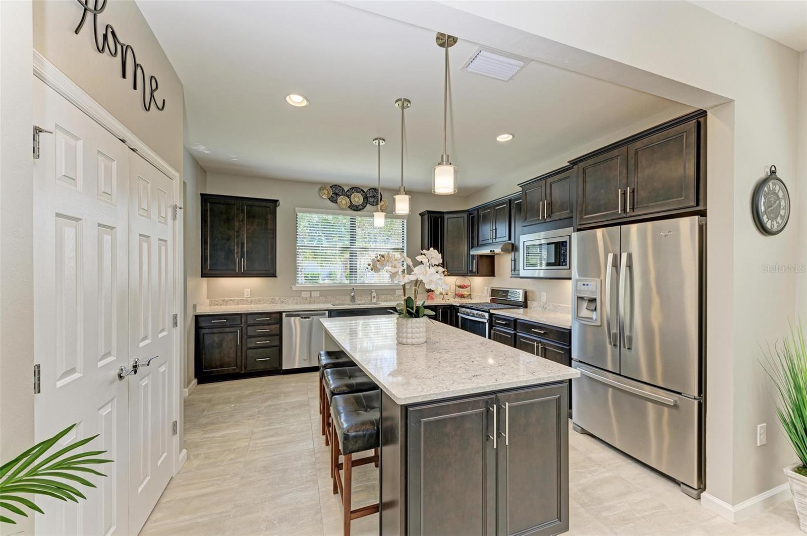 6739 HAVERHILL CT