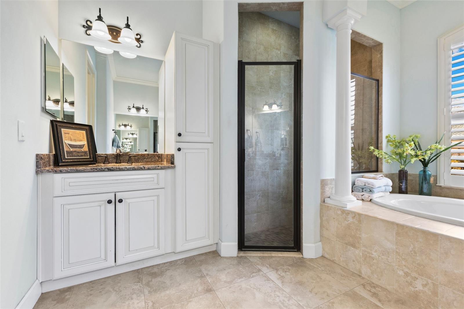 2152 MAJESTIC OAKS BLVD