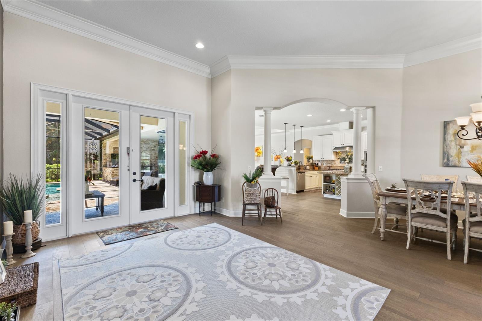 2152 MAJESTIC OAKS BLVD