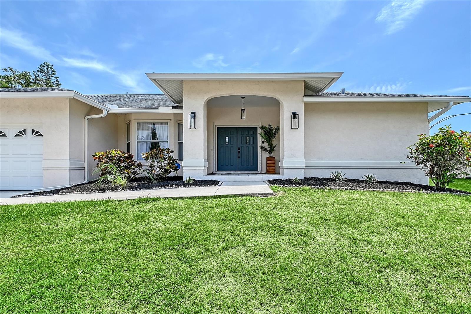 1626 RIDGEWOOD LN
