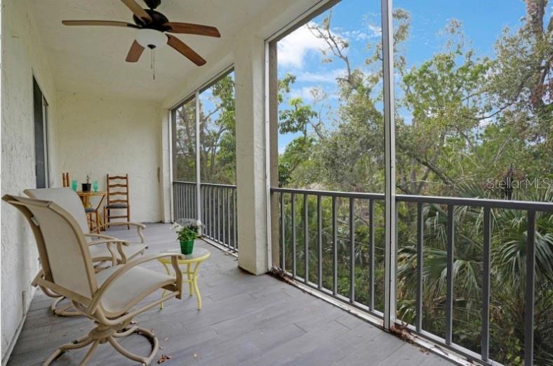 3622 LAKE BAYSHORE DR #K302