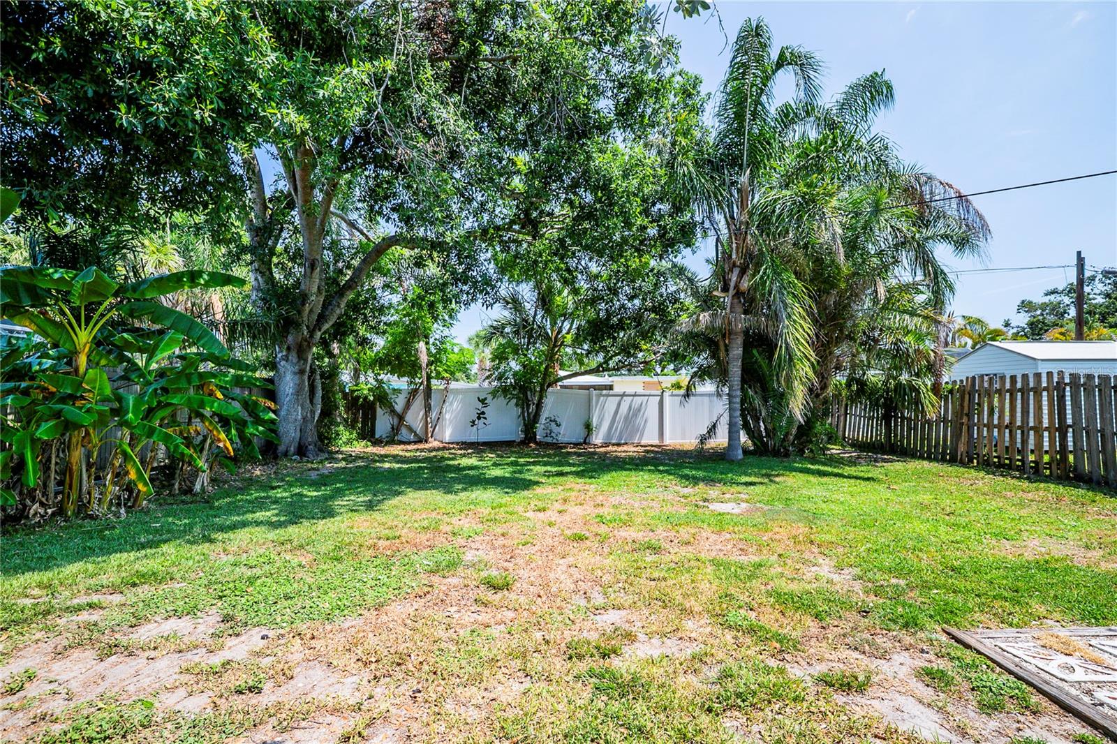 302 PAVONIA RD