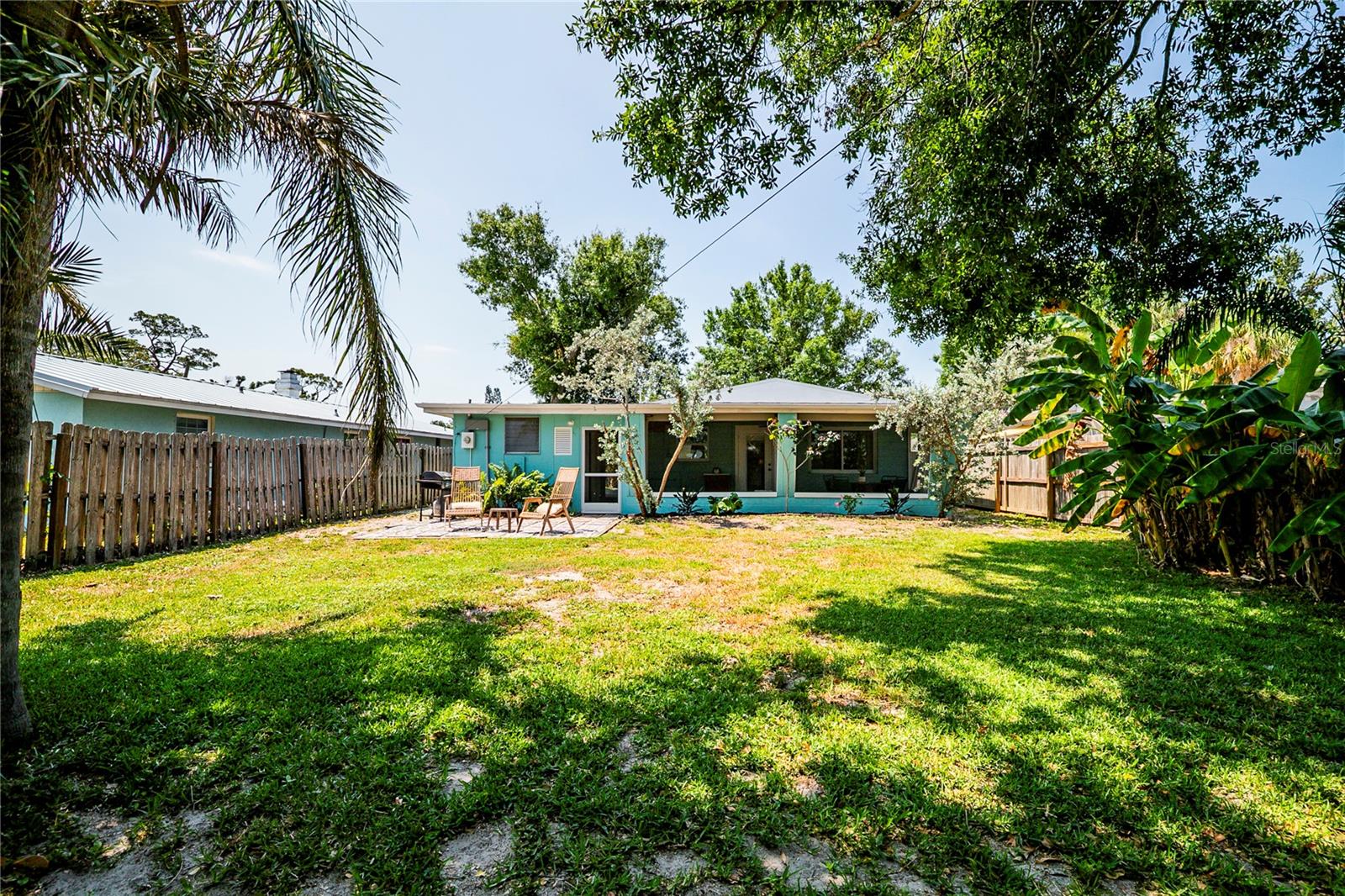 302 PAVONIA RD