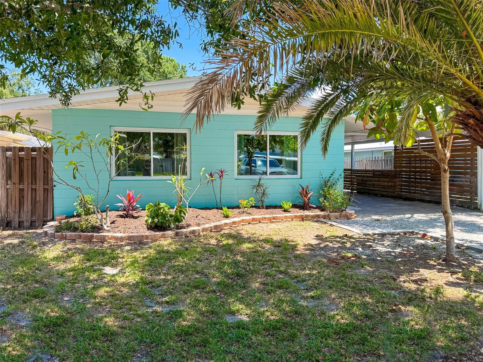 302 PAVONIA RD
