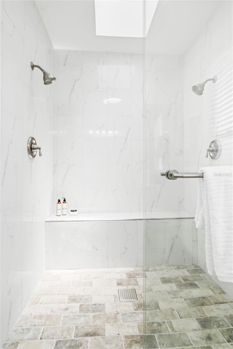 4253 PRAIRIE VIEW DR