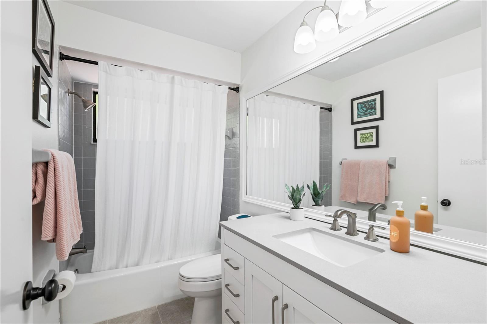 4253 PRAIRIE VIEW DR