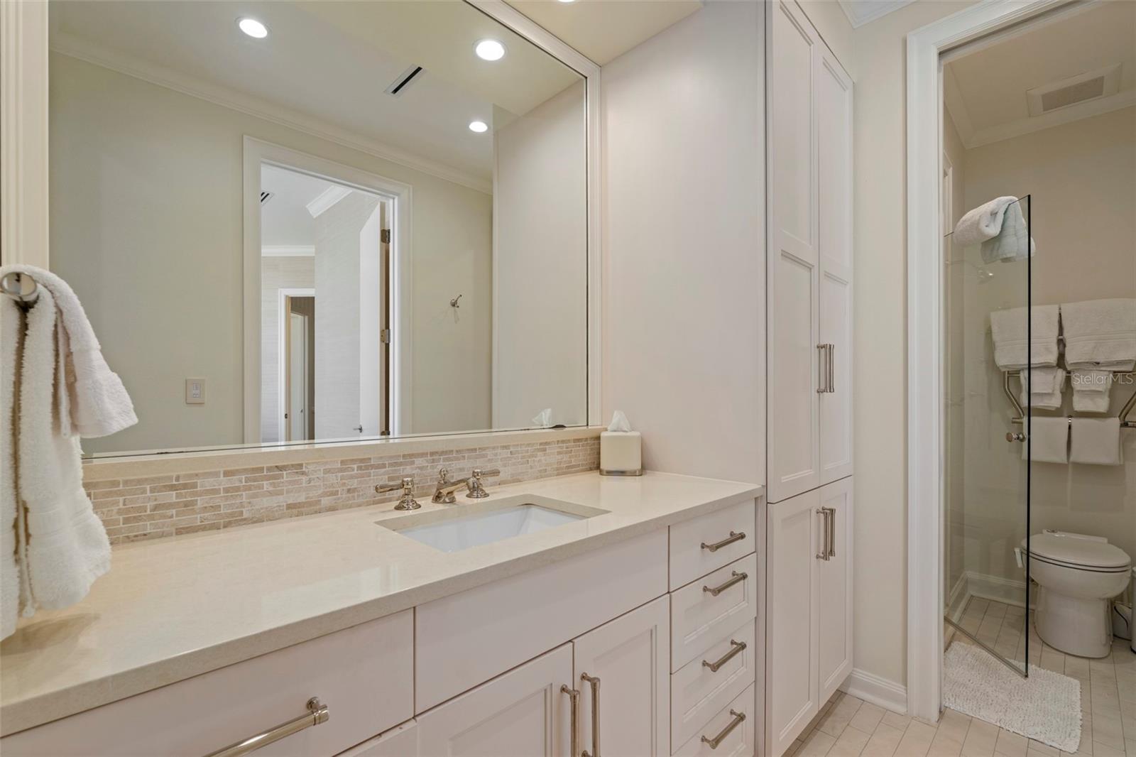 435 L AMBIANCE DR #PH-J