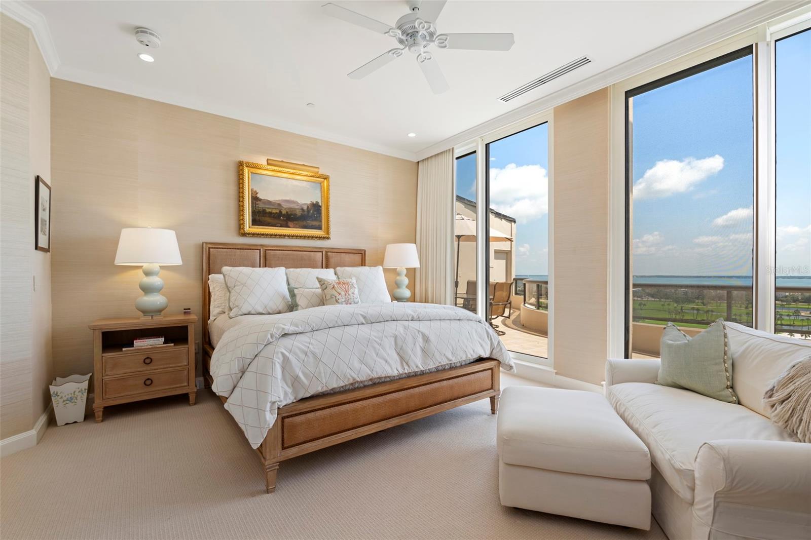 435 L AMBIANCE DR #PH-J