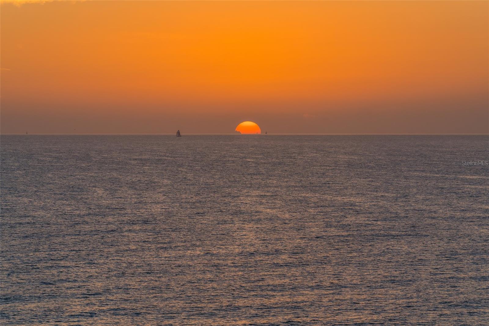 435 L AMBIANCE DR #PH-J