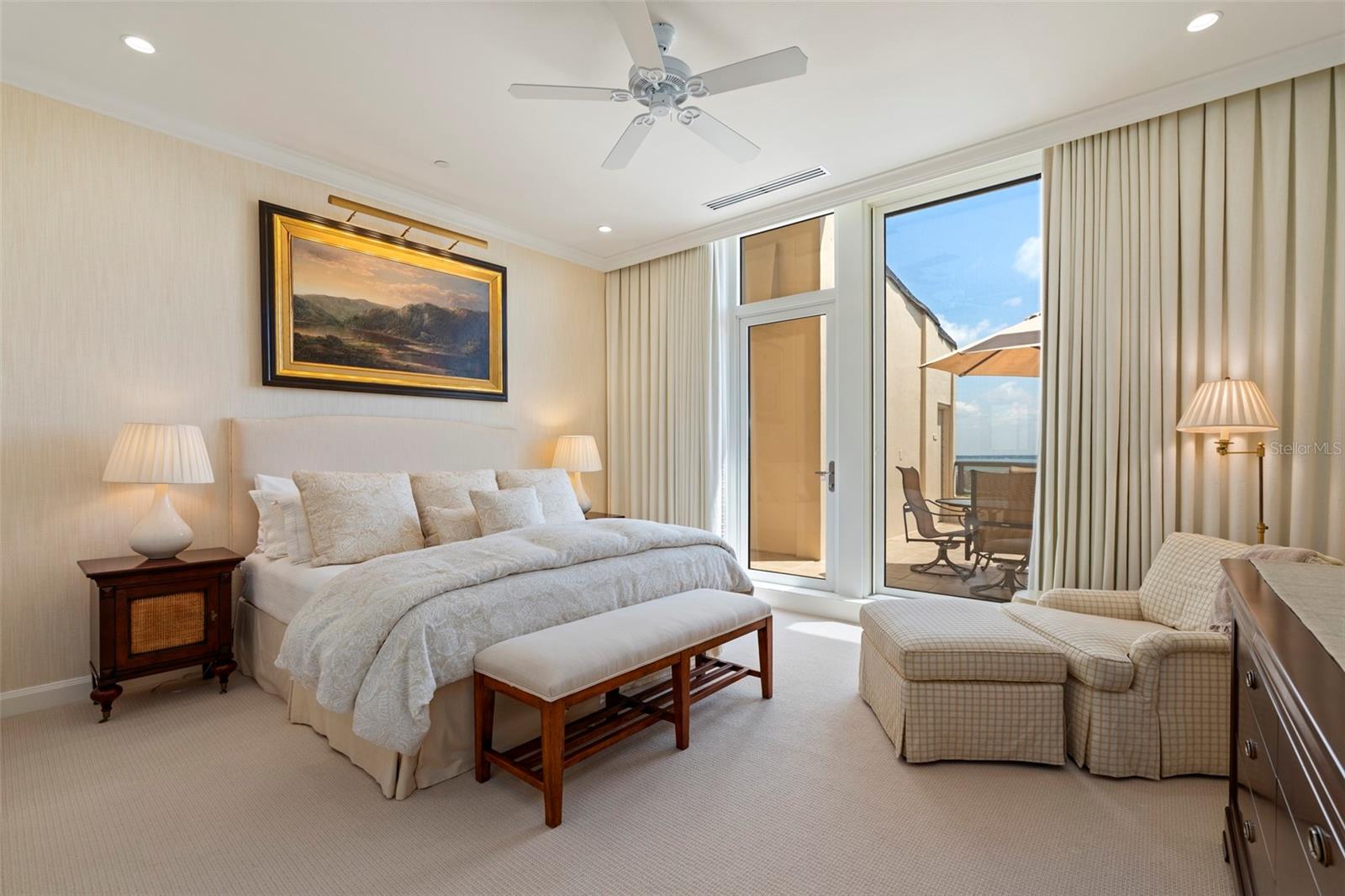 435 L AMBIANCE DR #PH-J