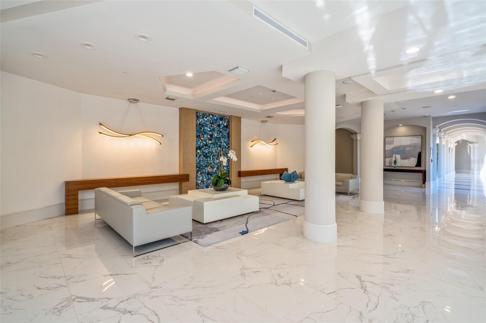 435 L AMBIANCE DR #PH-J