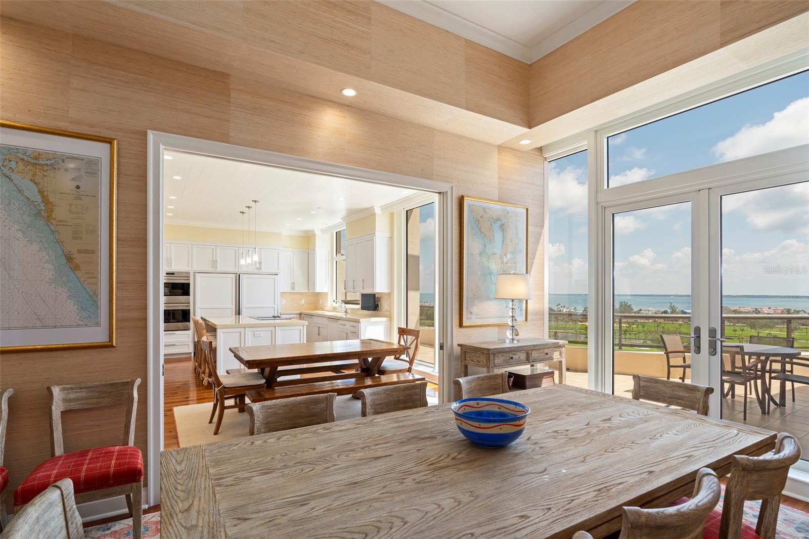 435 L AMBIANCE DR #PH-J