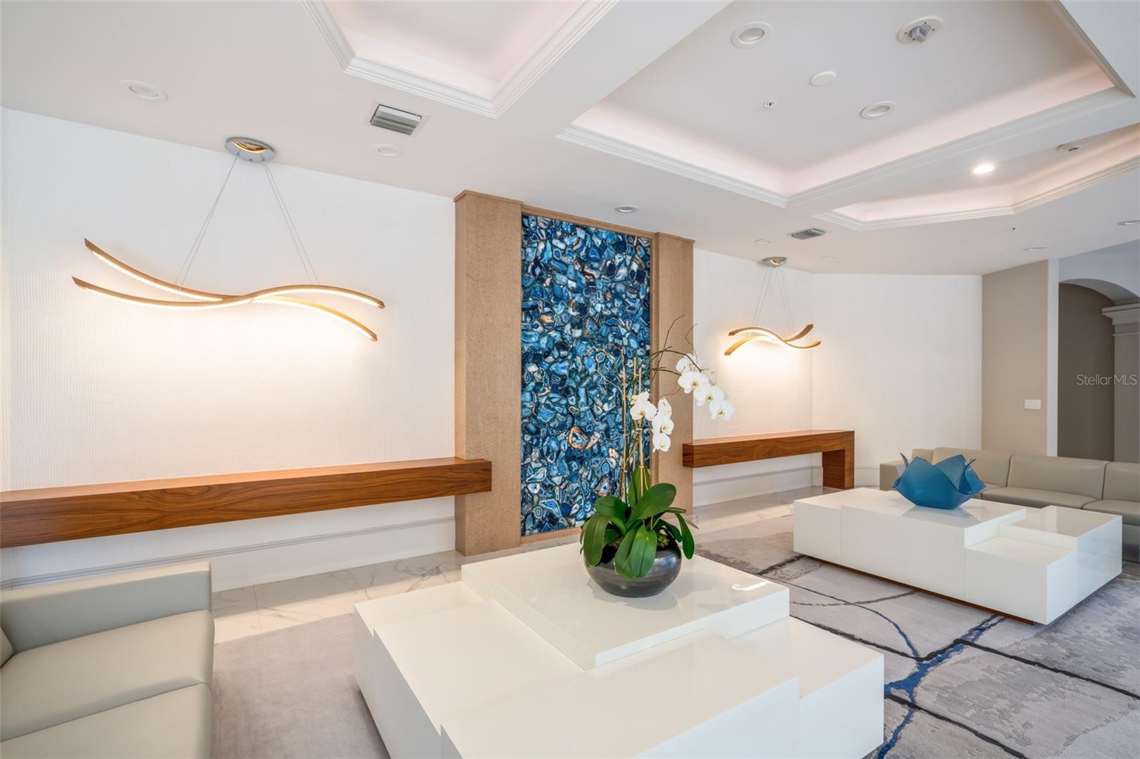 435 L AMBIANCE DR #PH-J