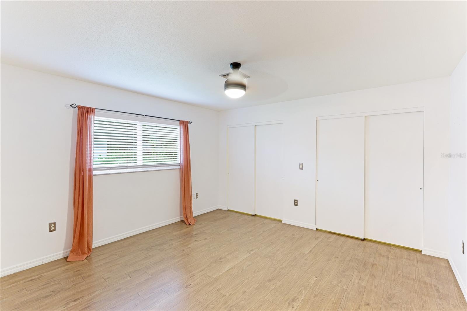 5329 ANSONIA TER
