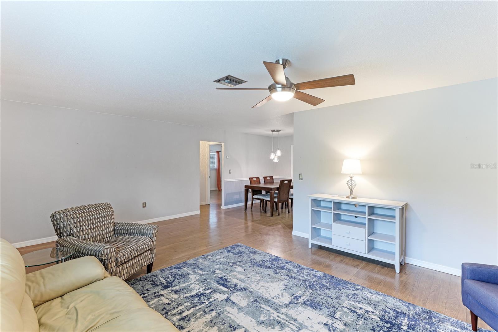 5329 ANSONIA TER
