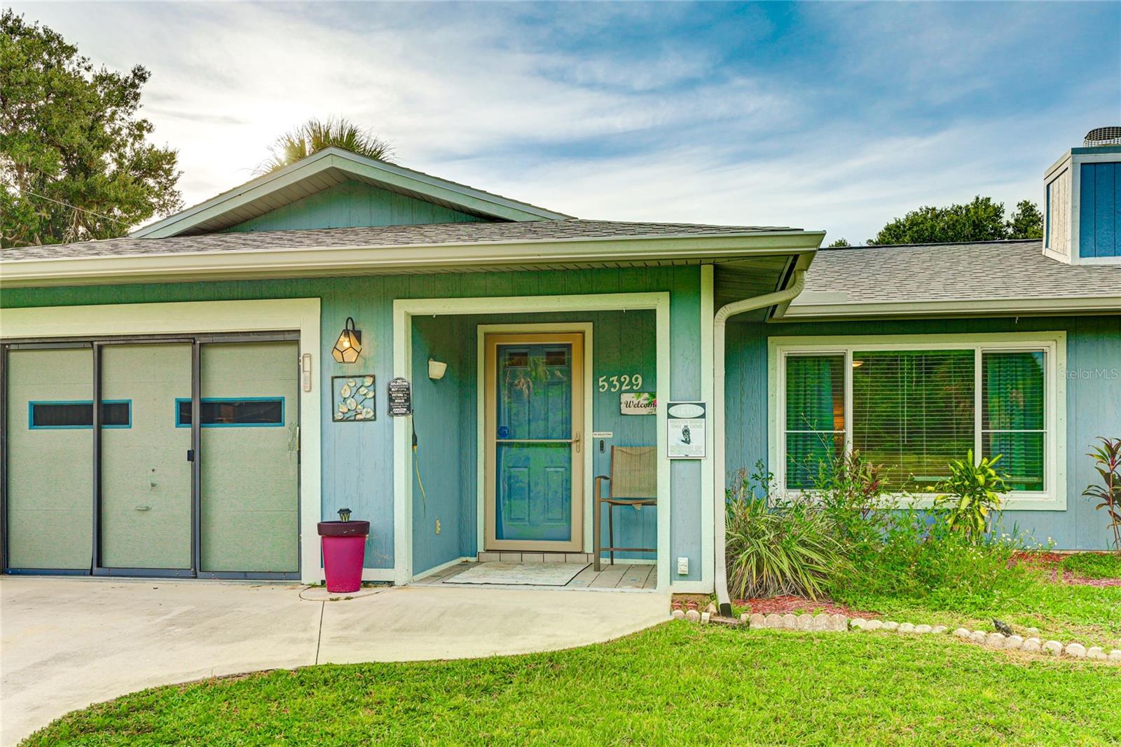 5329 ANSONIA TER