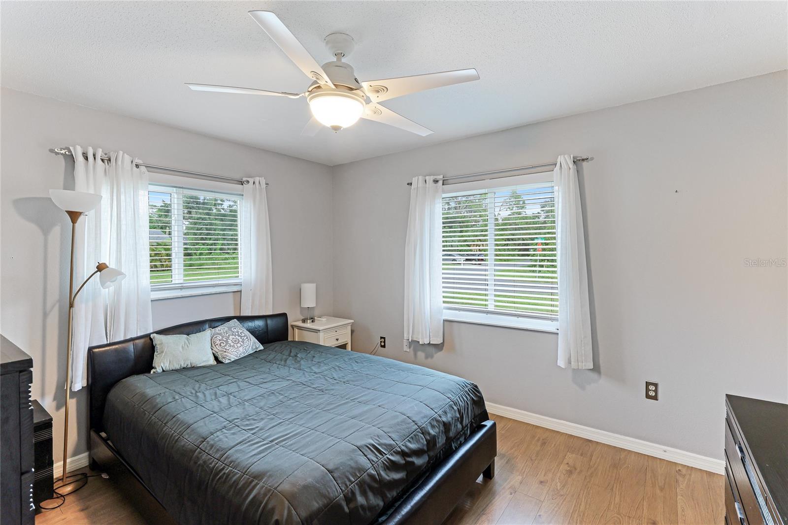 5329 ANSONIA TER