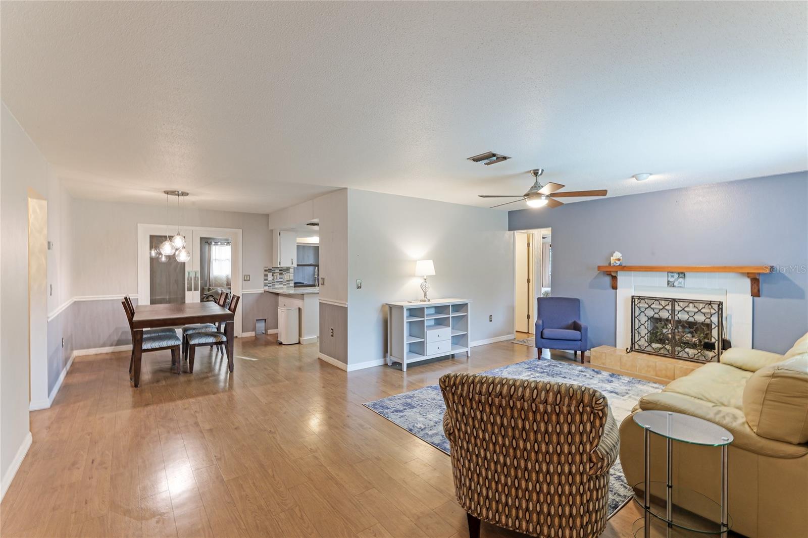 5329 ANSONIA TER