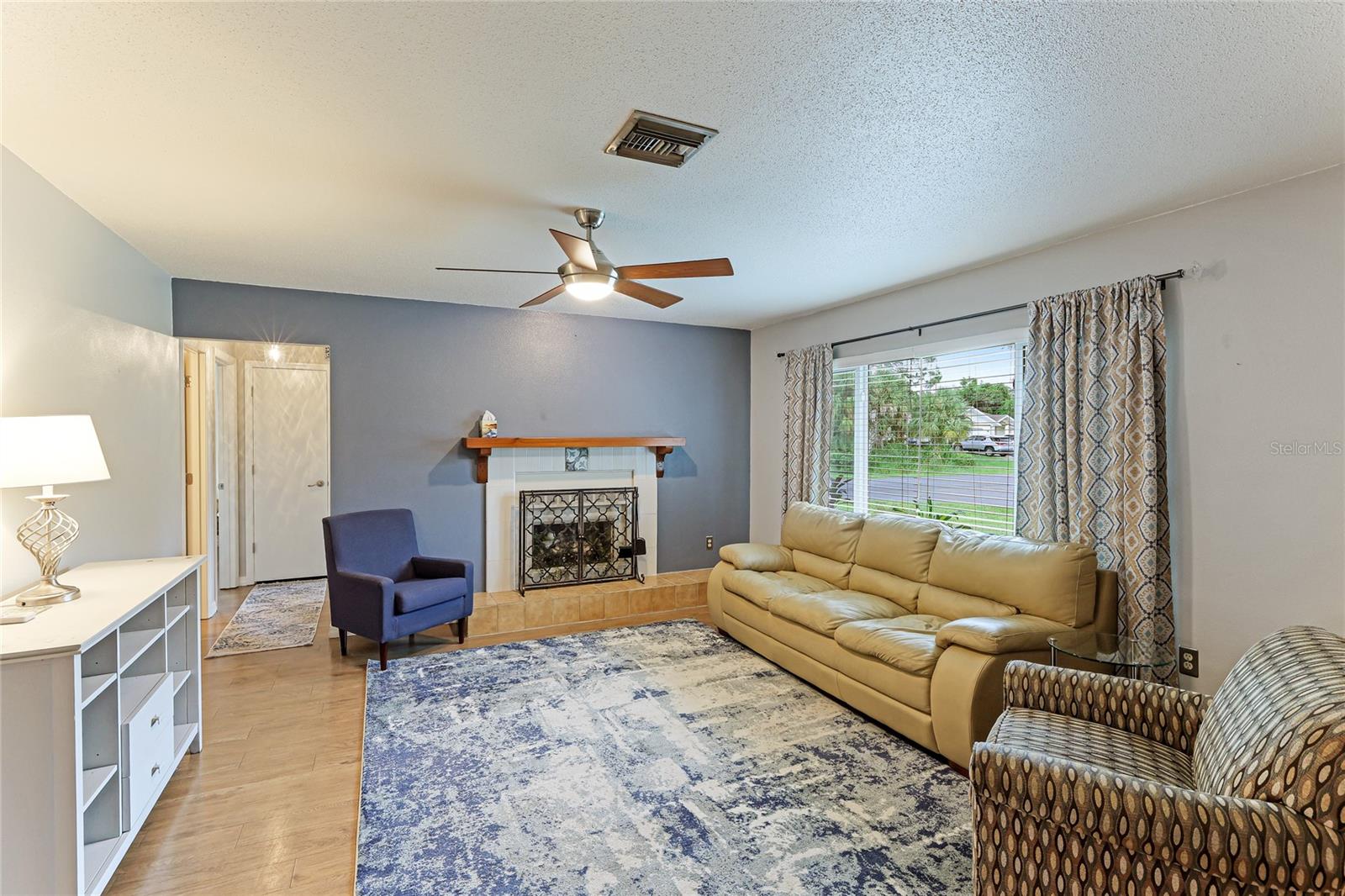5329 ANSONIA TER