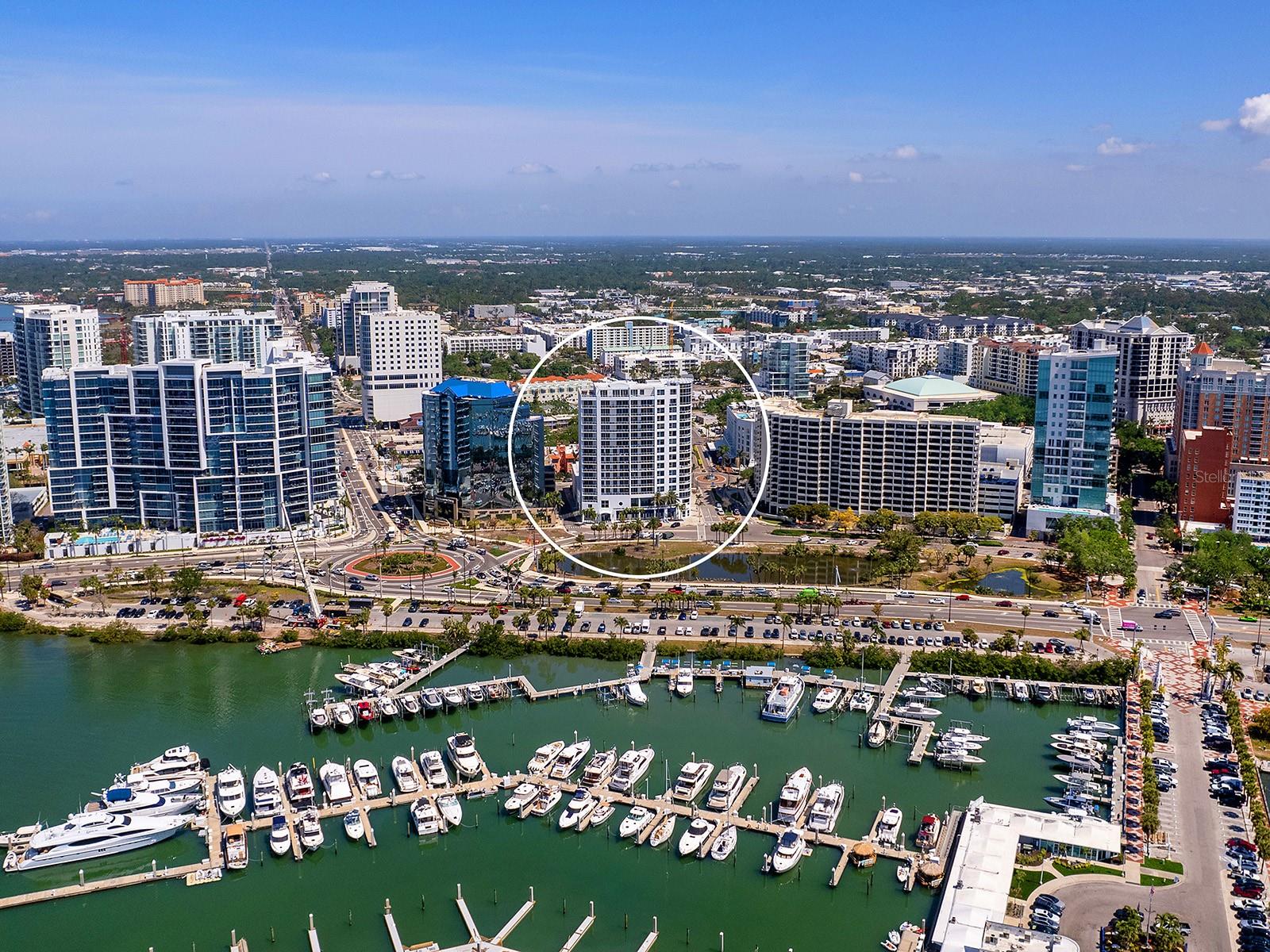 1233 N GULFSTREAM AVE #401