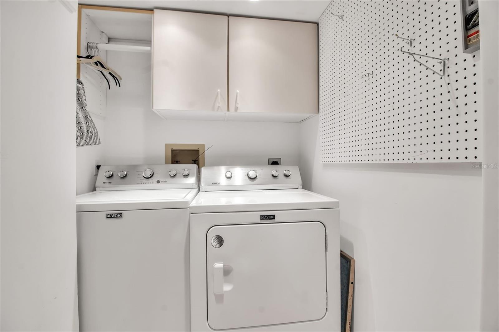 5740 MIDNIGHT PASS RD #405