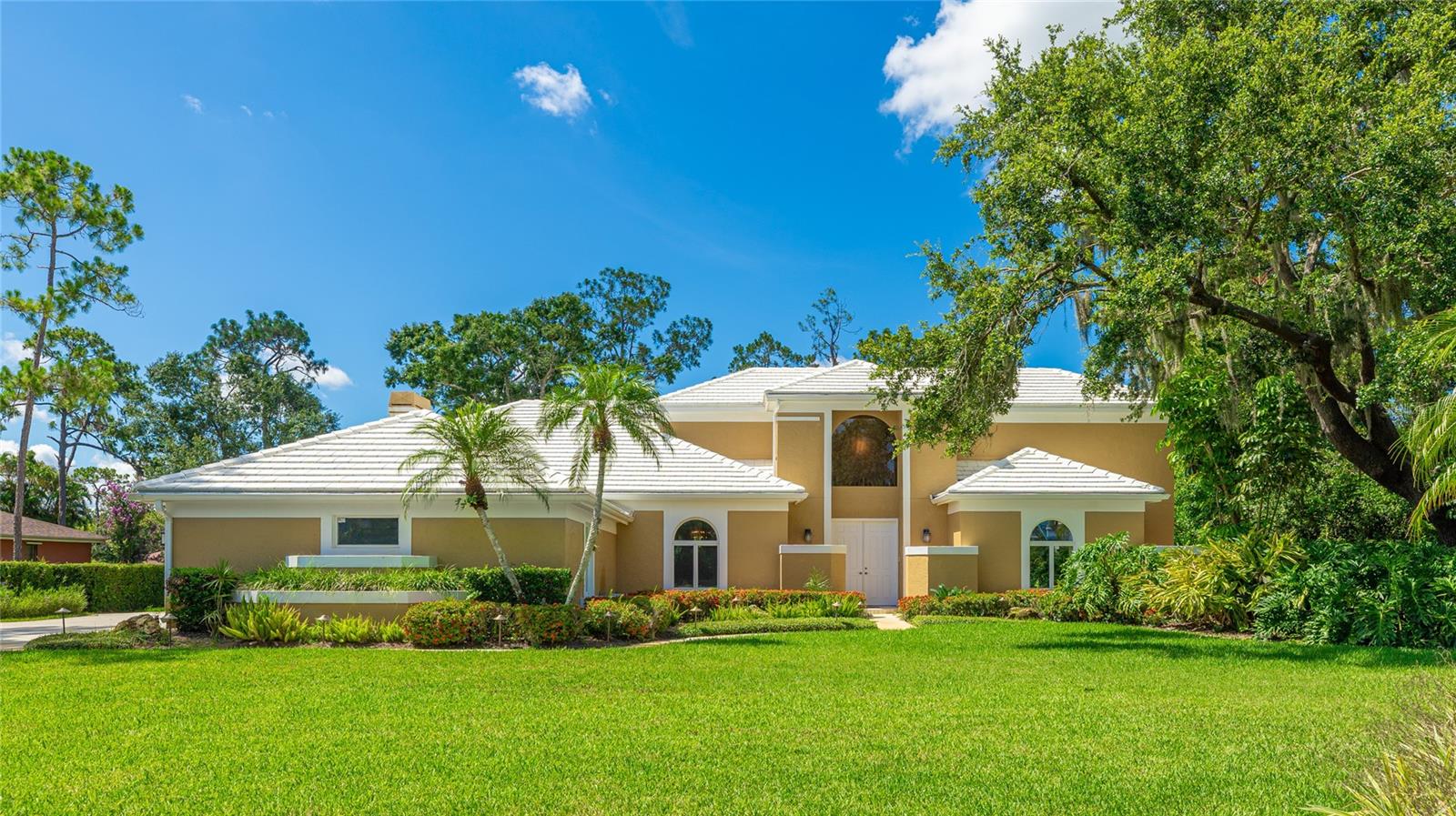 7404 WEEPING WILLOW BLVD